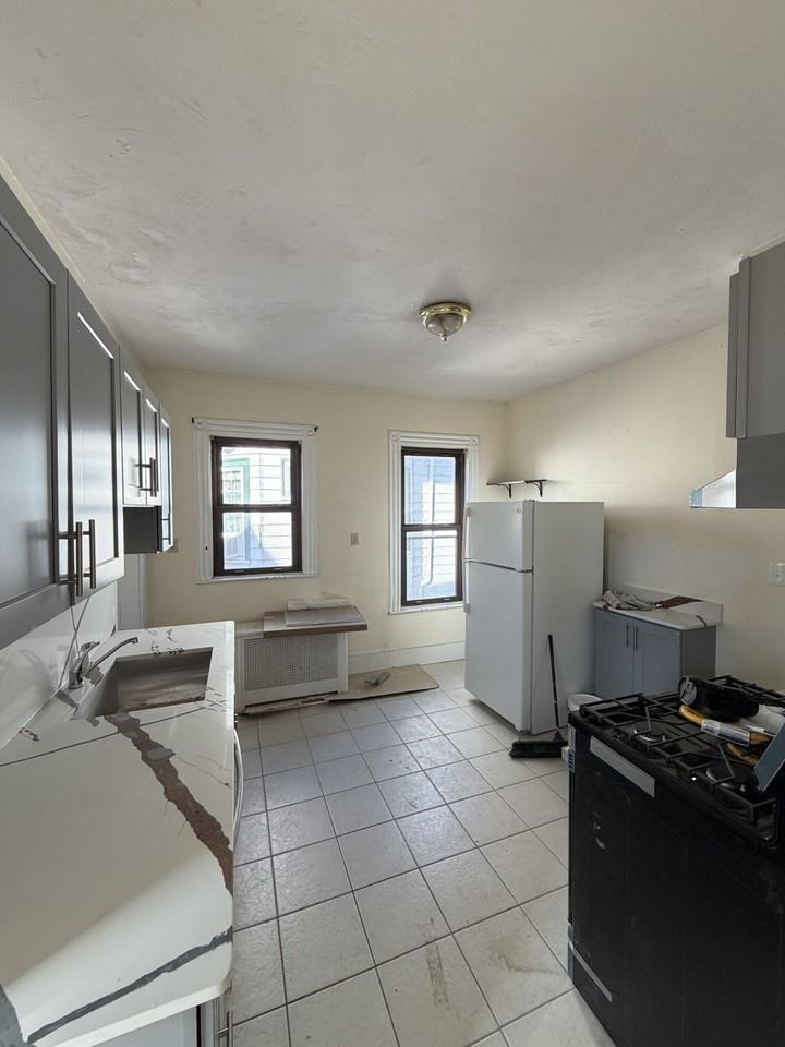 18 Cushman Rd - Photo 3 of 24