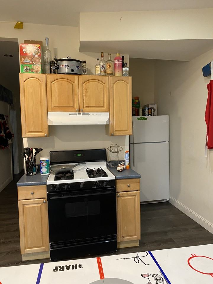 94 Calumet St #3 - Photo 5 of 9