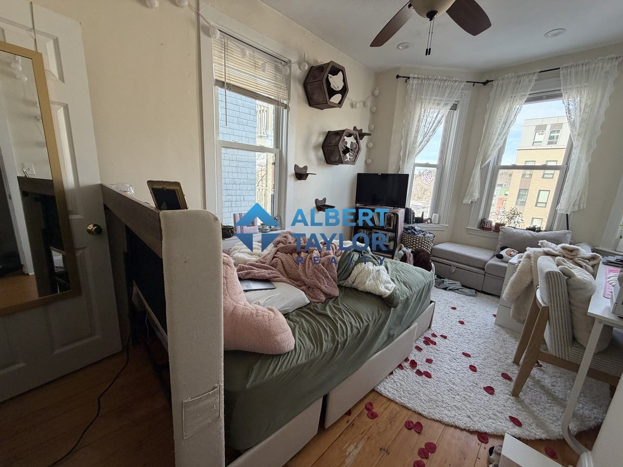 111 Hyde Park Ave #2 - Photo 4 of 15