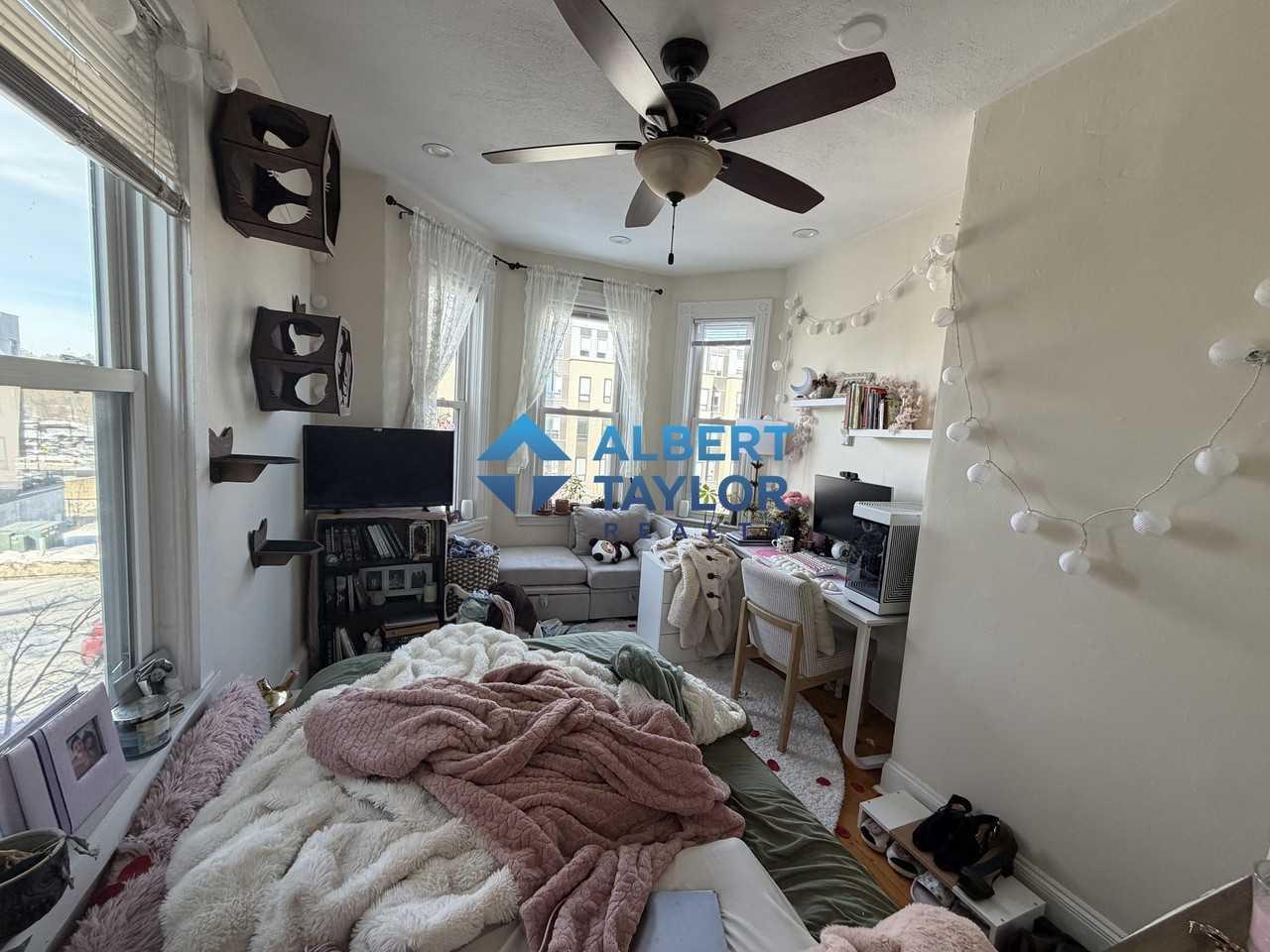 111 Hyde Park Ave #2 - Photo 5 of 15