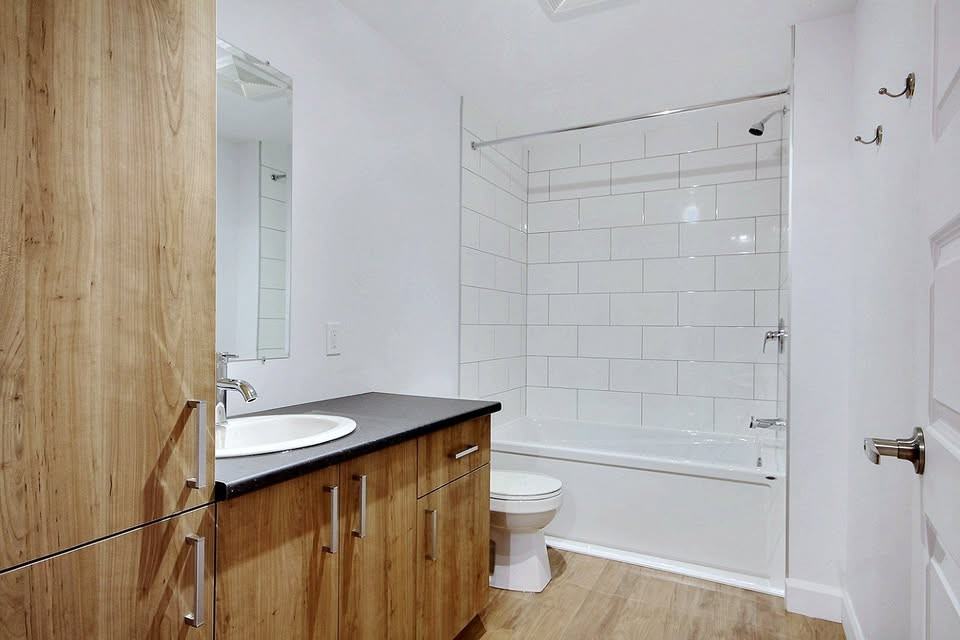 165 26e Rue #1 - Photo 6 of 11