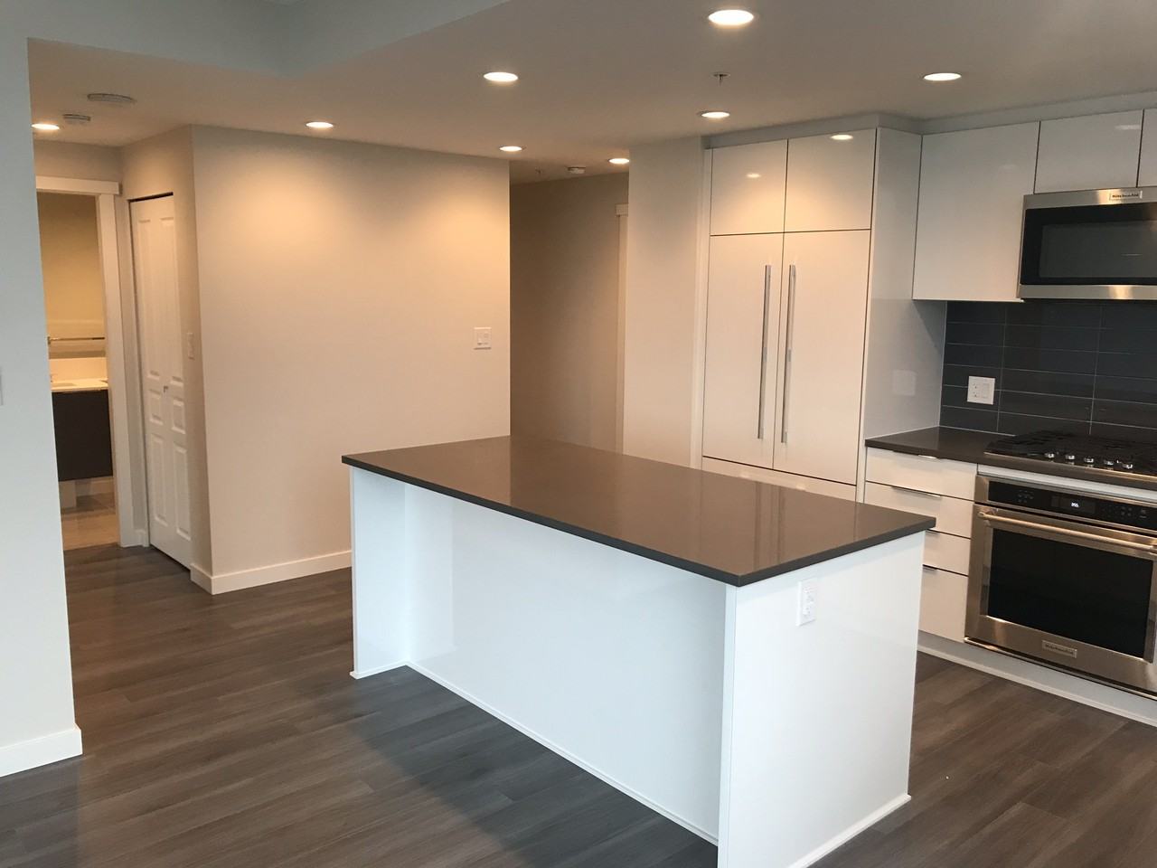 3100 Windsor Gate - Photo 4 of 40