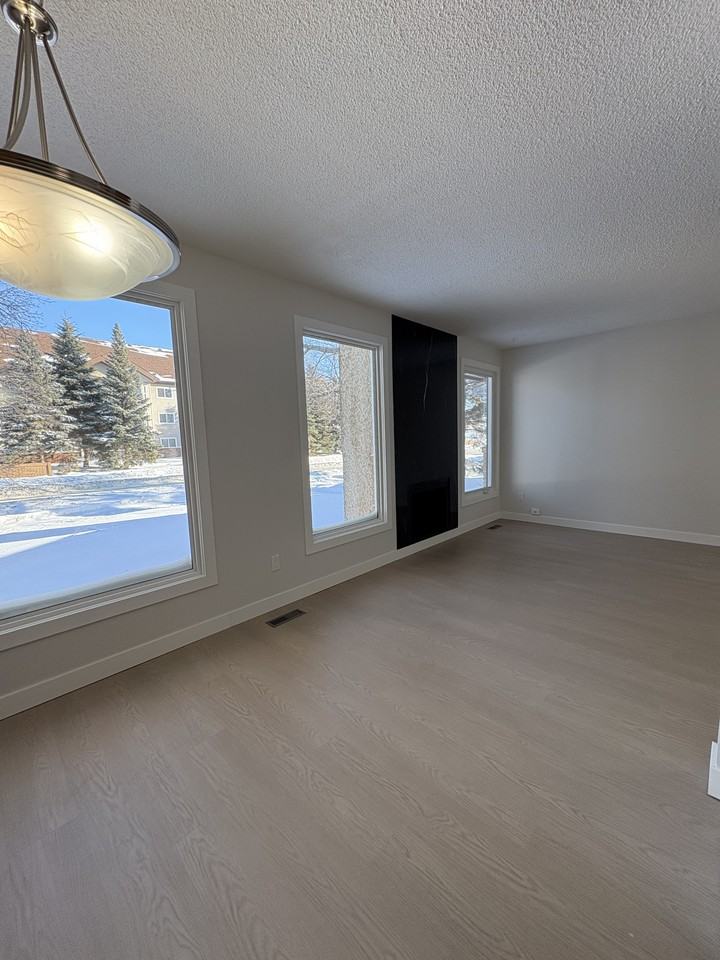 772 Kimberly Ave - Photo 4 of 12