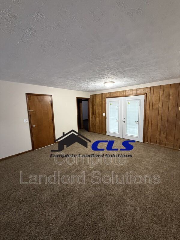 1777 E Southern Manor Dr - Photo 2 of 15