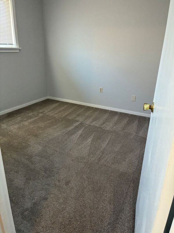 1212 13th St - Photo 7 of 10