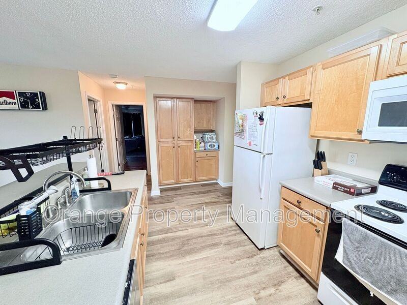 1621 Harts Ridge Dr - Photo 5 of 15