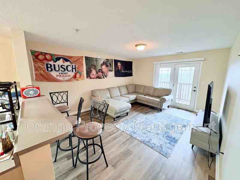 1621 Harts Ridge Dr - Photo 6 of 15