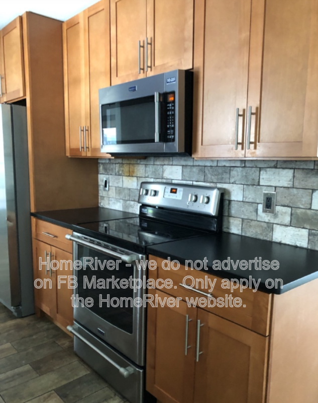 1410 Glenmere Dr - Photo 5 of 15