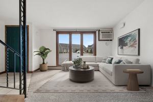 featured image of 2400 Canter Ln