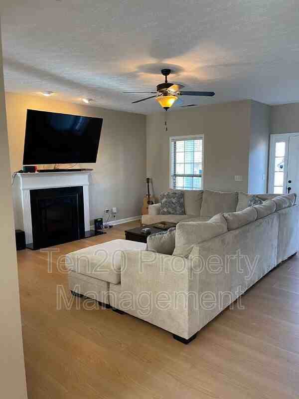 1368 Antietam Dr - Photo 2 of 26