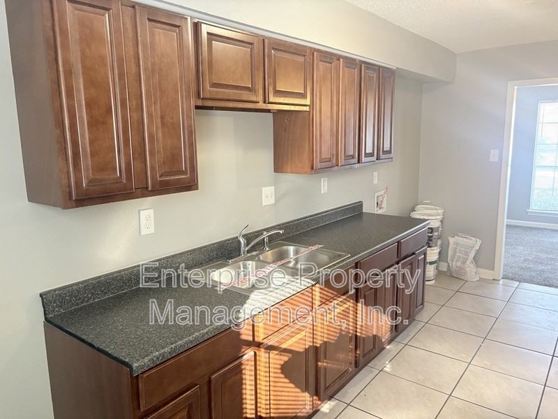 3877 Camelia Cv - Photo 7 of 16