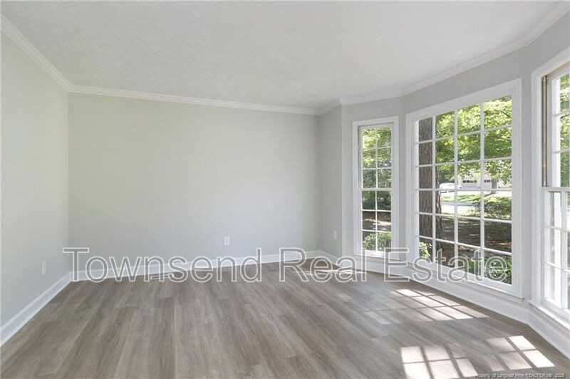 1950 Merrimac Dr - Photo 3 of 19