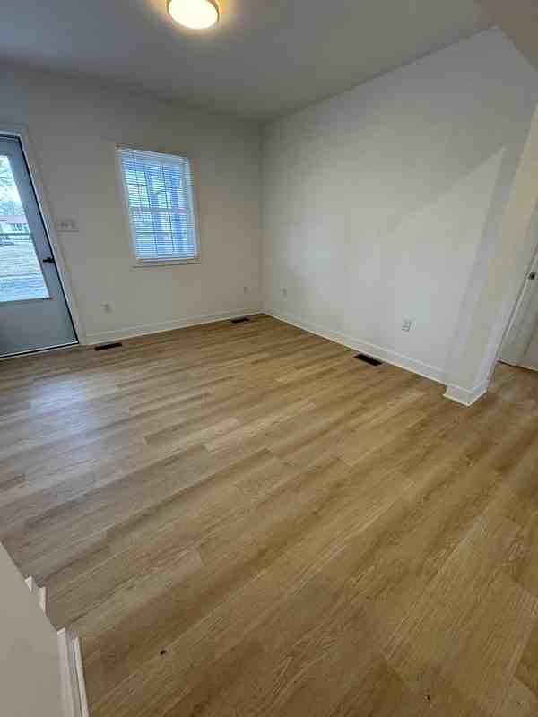 409 N 2nd Ave #A - Photo 3 of 12