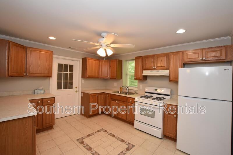 217 Grove St - Photo 3 of 24