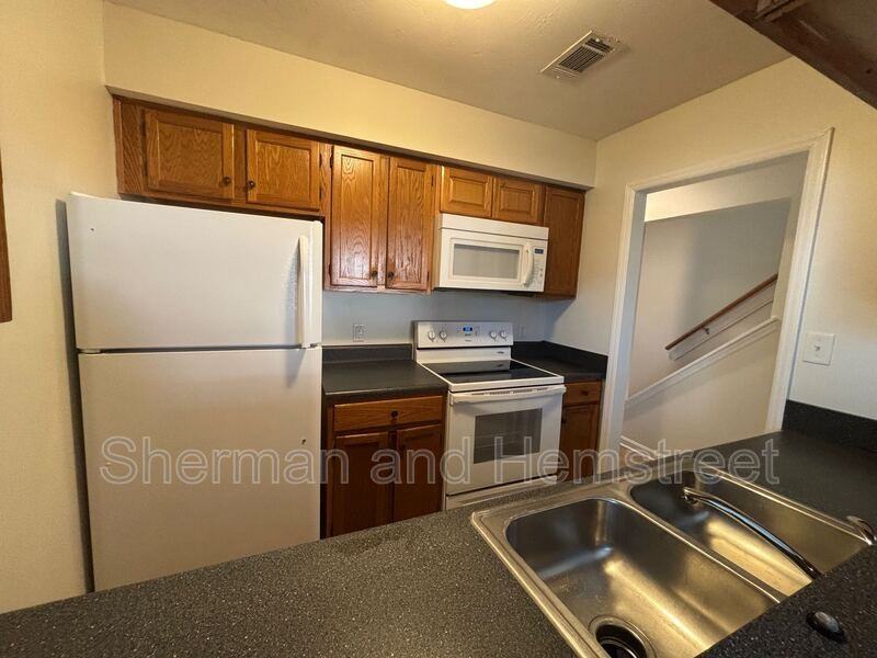 313 Lake Ave #313LAKEAVE - Photo 6 of 14