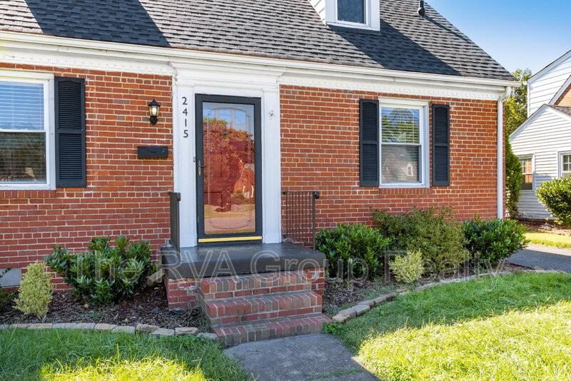 2415 Dumbarton Rd - Photo 5 of 41