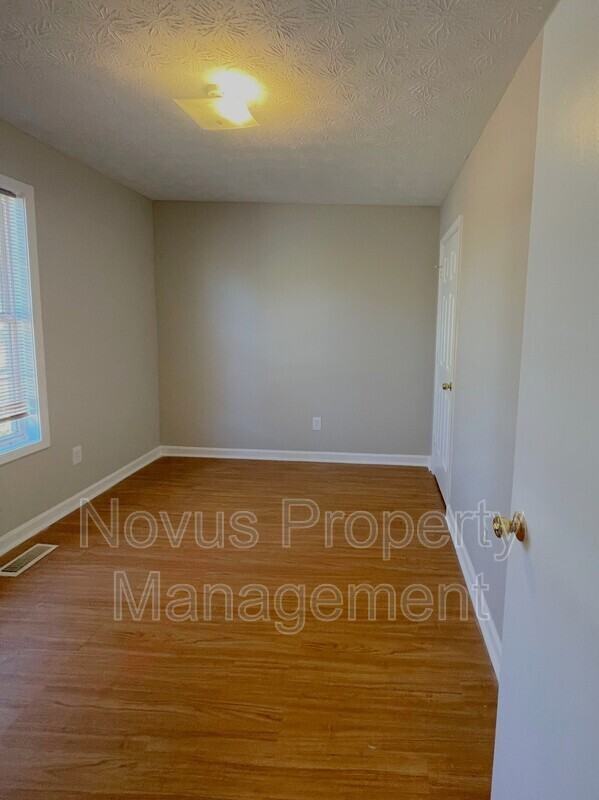 710 Fertilla St #D4 - Photo 7 of 13