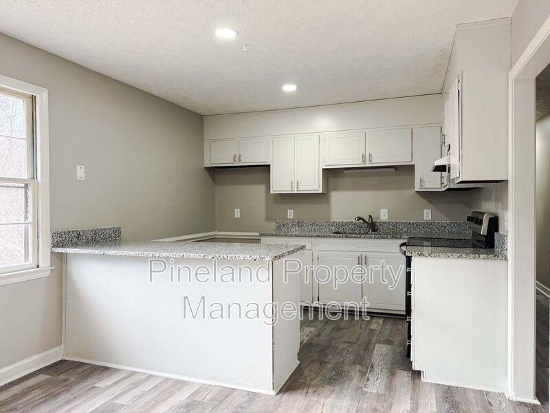 1213 Strickland Bridge Rd - Photo 5 of 20