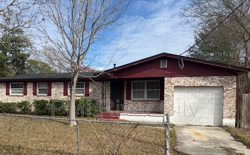 7471 John F Kennedy Dr W - Photo 3 of 24