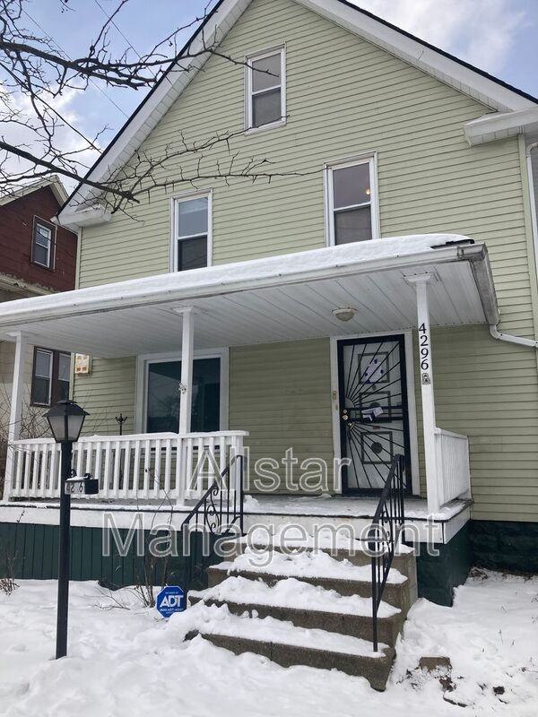 4296 East Dr - Photo 2 of 19