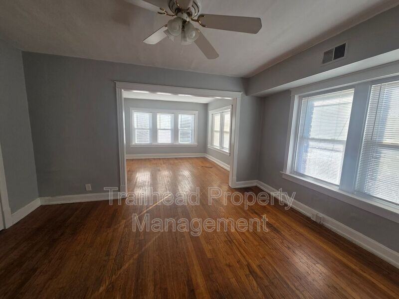 4006 Warwick Blvd #1S - Photo 3 of 17