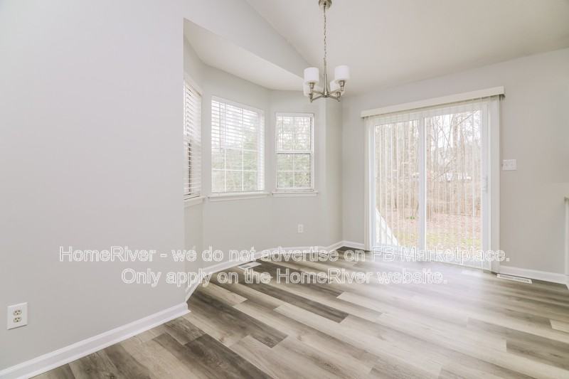 185 Bridges Ln - Photo 4 of 18