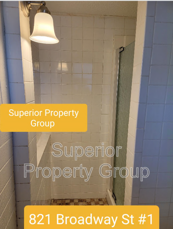 821 Broadway #1 - Photo 4 of 5