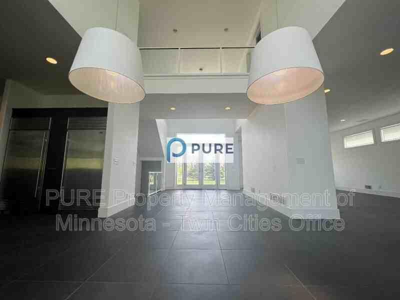 8731 Alverno Ave - Photo 3 of 24