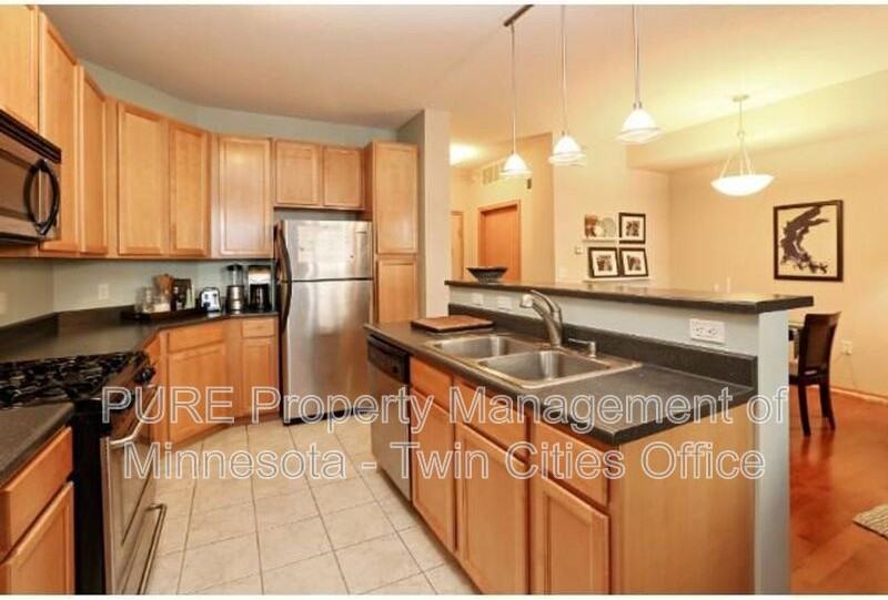 2565 Franklin Ave #101 - Photo 4 of 11