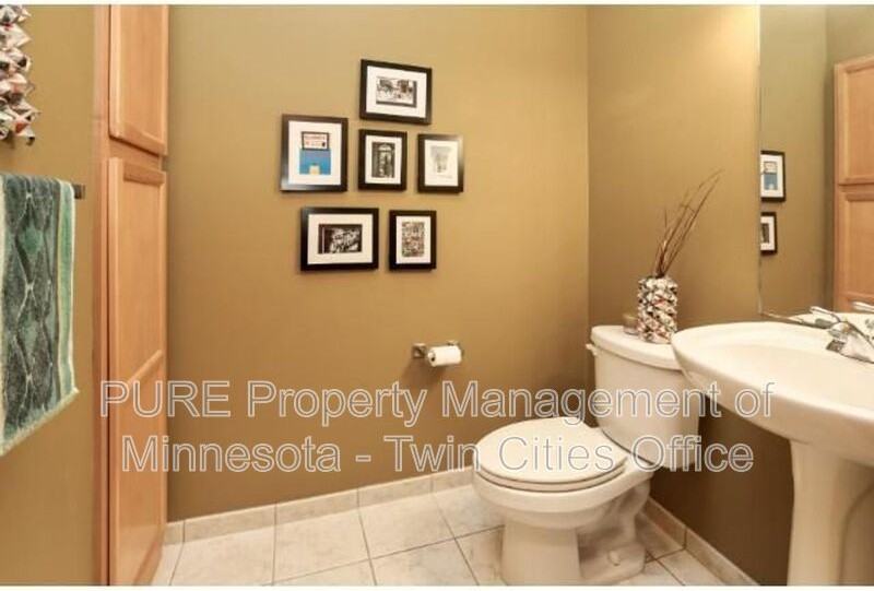 2565 Franklin Ave #101 - Photo 7 of 11