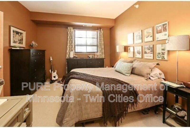 2565 Franklin Ave #101 - Photo 6 of 11