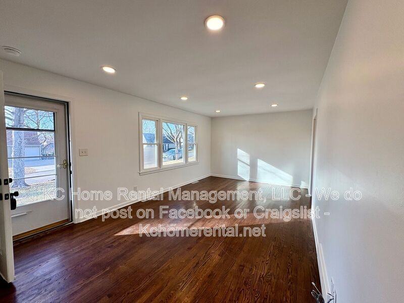 9001 Jarboe St - Photo 5 of 49