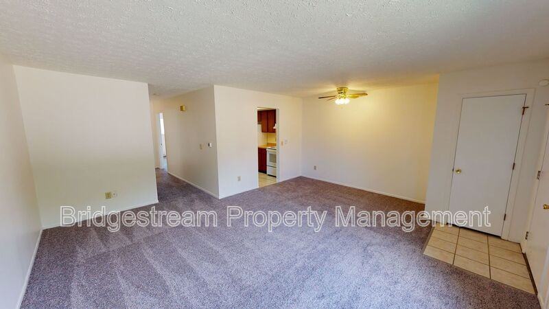 1181 Redbluff Dr #C - Photo 2 of 8