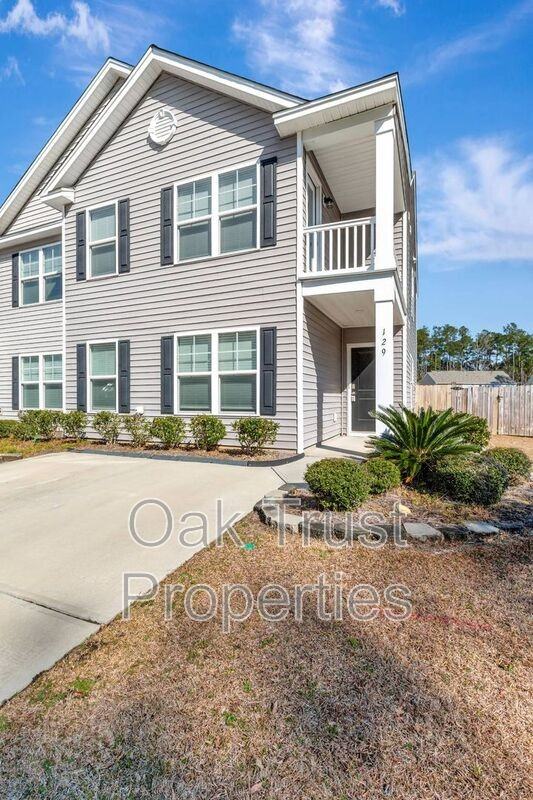 129 Spencer Cir - Photo 3 of 40