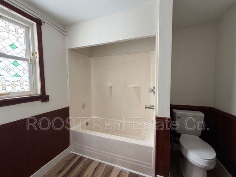 321 Gilbert Ave - Photo 6 of 12