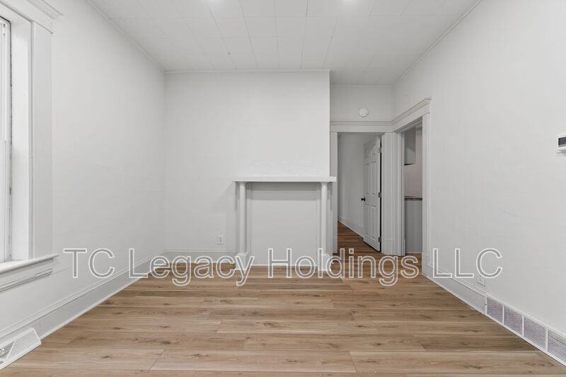 2201 Gould Ave - Photo 6 of 25