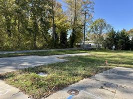 featured image of 9 Riddle Mobile Home Park