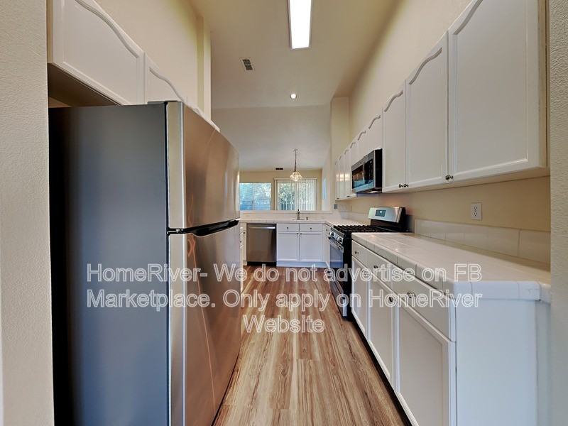 4124 Parkwind Ln - Photo 2 of 26