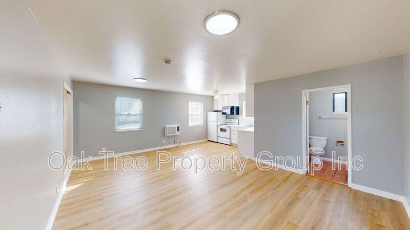 623 F St #11 - Photo 5 of 31