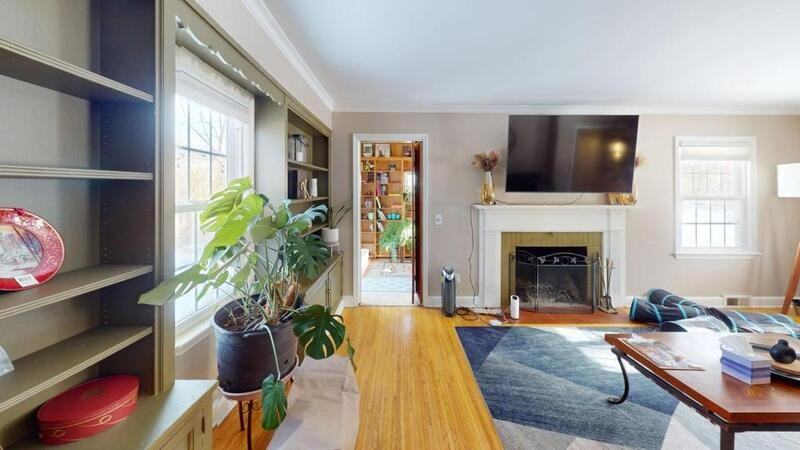 28 Chelmsford Rd - Photo 4 of 11