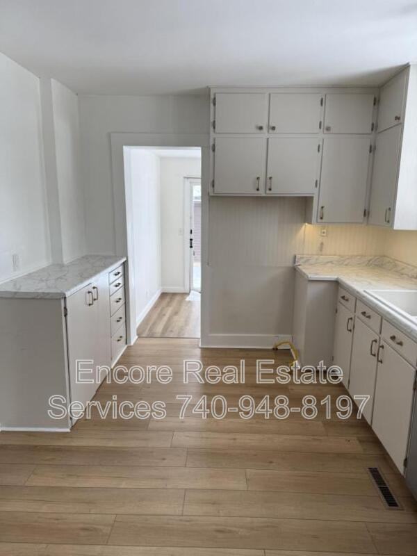 765 N 21st St - Photo 7 of 14