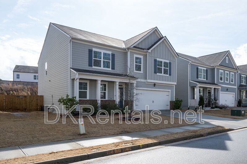 273 Barnwood Ln - Photo 3 of 33