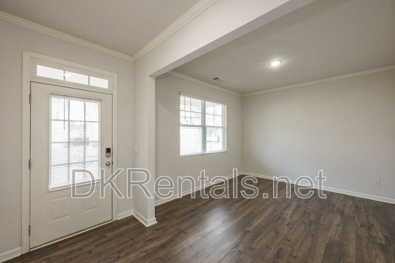 261 Barnwood Ln - Photo 5 of 37