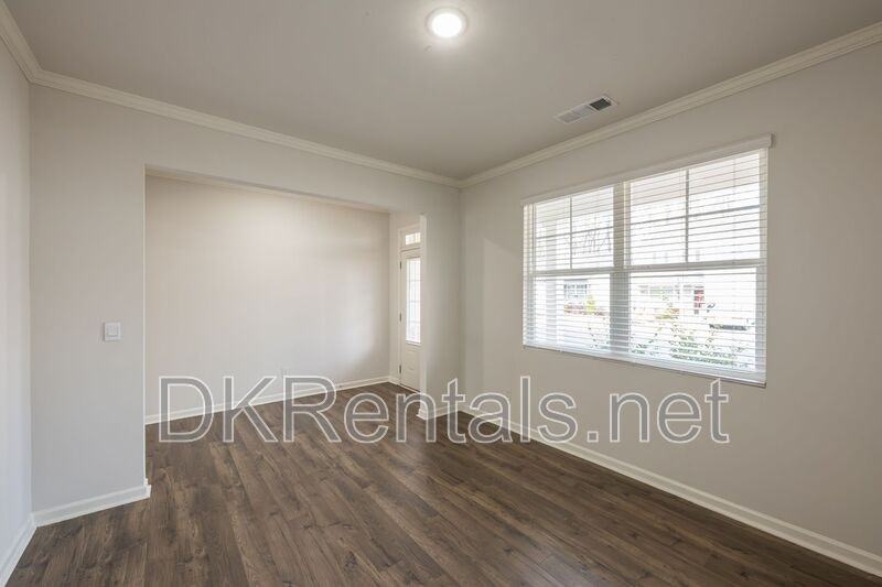 261 Barnwood Ln - Photo 6 of 37