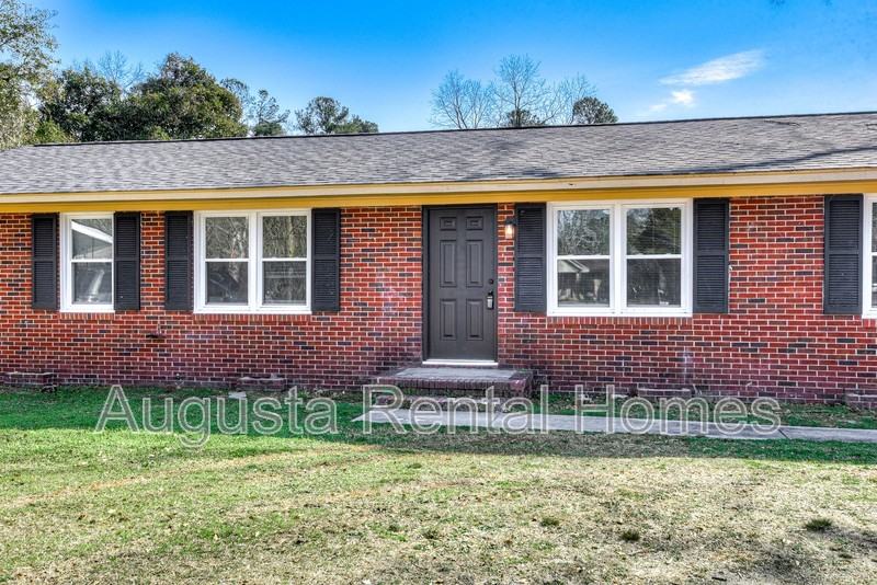 2000 Coleman Ct - Photo 4 of 35