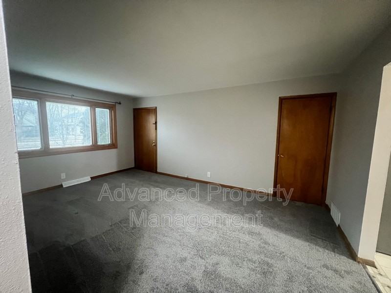 5740 N 91st St #2 - Photo 4 of 4