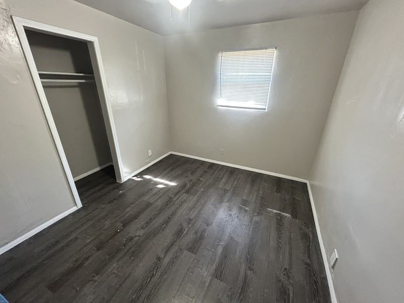 5510 N Johnstown Ave - Photo 7 of 9