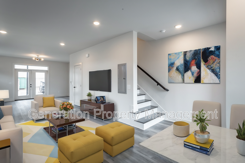 1893 S Watkins St - Photo 5 of 19