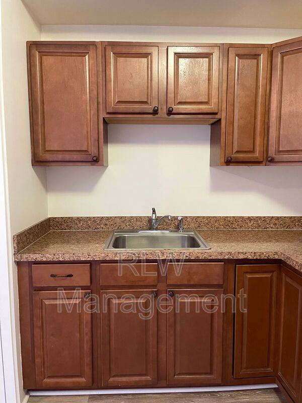 11 N Central Ave #205 - Photo 6 of 26