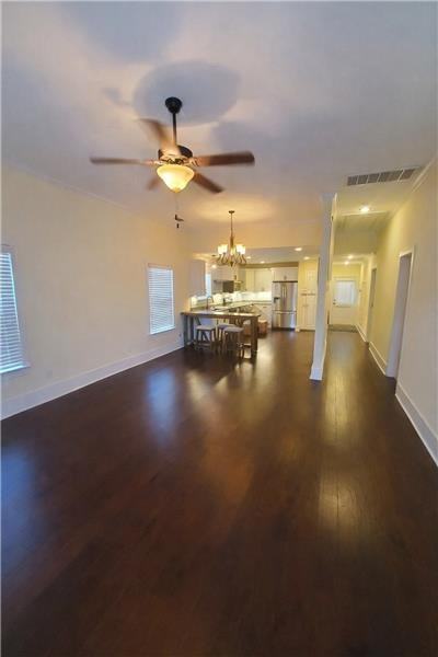 602 E 34th St - Photo 2 of 12